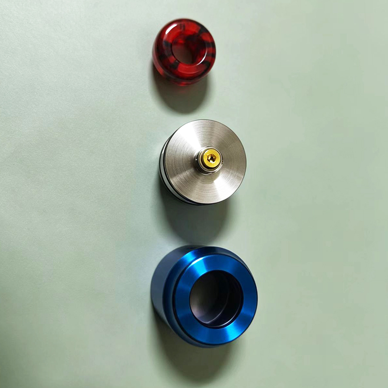Recurve Dual Tank 24mm Dual Co - Vape Accessory recensione e prezzo